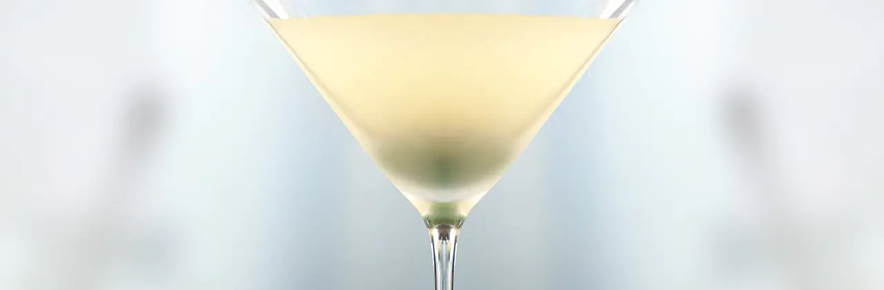 wet dirty martini glass sm